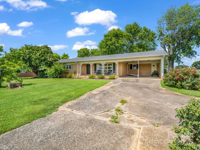 1638 Chase High Road, Forest City, NC 28043