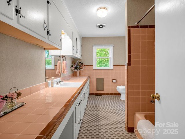 1638 Chase High Road, Forest City, NC 28043