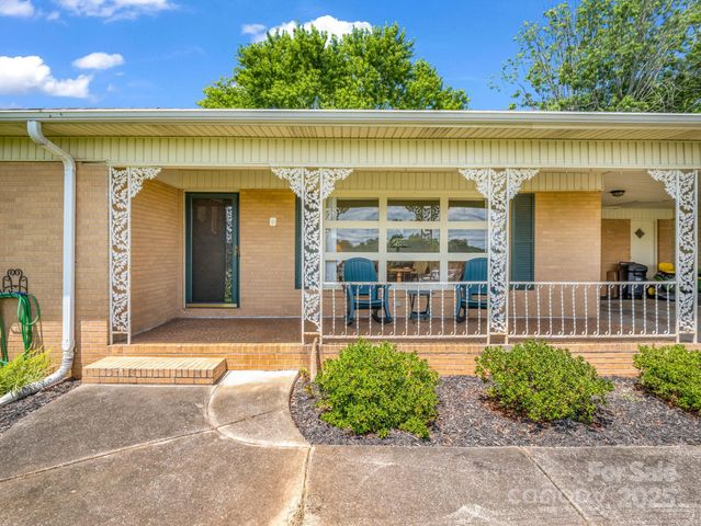 1638 Chase High Road, Forest City, NC 28043