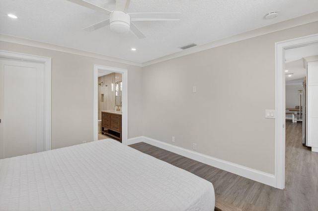135 SE 28th Court, Boynton Beach, FL 33435