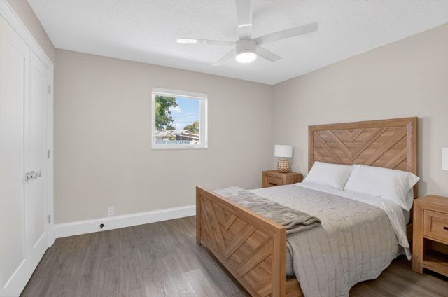 135 SE 28th Court, Boynton Beach, FL 33435