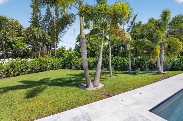135 SE 28th Court, Boynton Beach, FL 33435