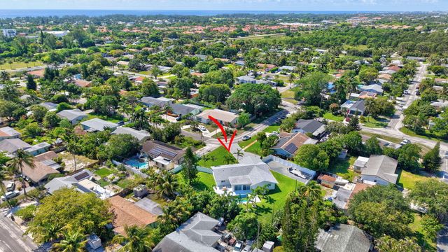 135 SE 28th Court, Boynton Beach, FL 33435