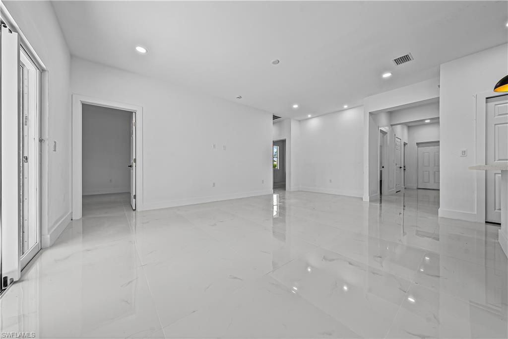 3401 50th ST W, LEHIGH ACRES, FL 33971 — photo 4