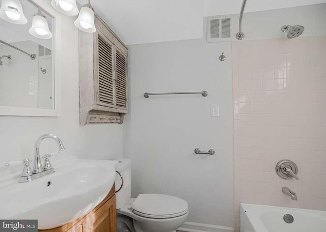 2509 OBERLIN DR, Alexandria, VA 22307