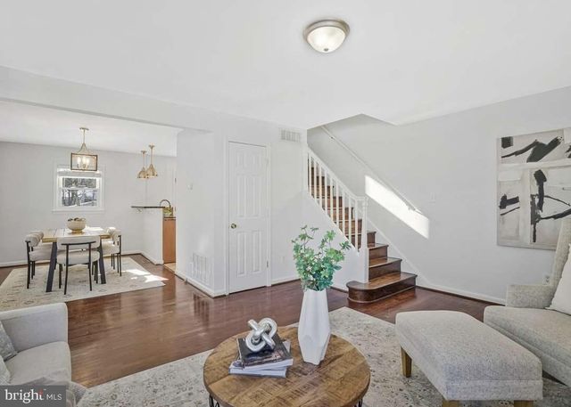 2509 OBERLIN DR, Alexandria, VA 22307