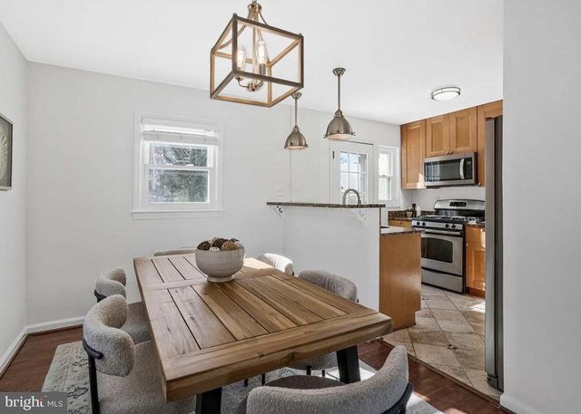 2509 OBERLIN DR, Alexandria, VA 22307