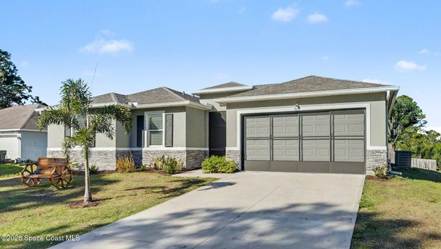 1835 Eugenia Court NW, Palm Bay, FL 32907