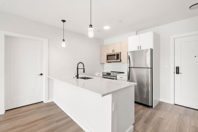 10 Somerset 306, Winthrop, MA 02152