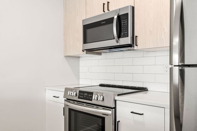 10 Somerset 306, Winthrop, MA 02152