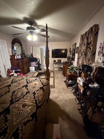 405 S Wooldridge Rd, Hopkinsville, KY 42240