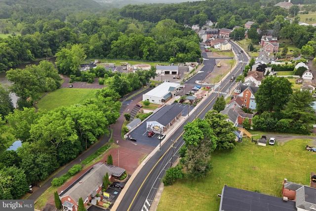 350 MAIN ST, Schwenksville, PA 19473
