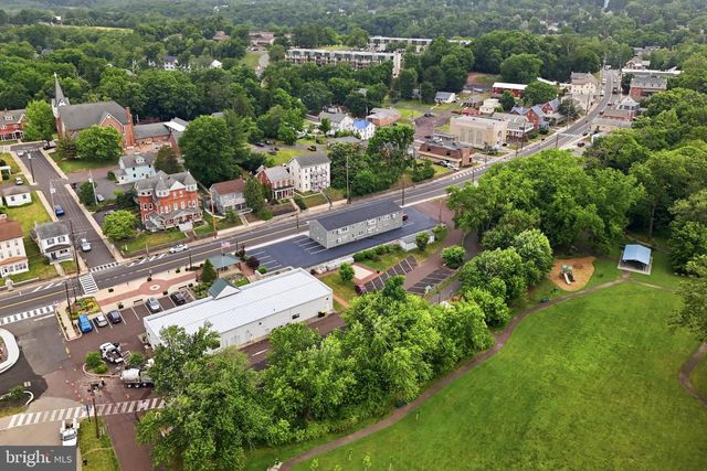 350 MAIN ST, Schwenksville, PA 19473