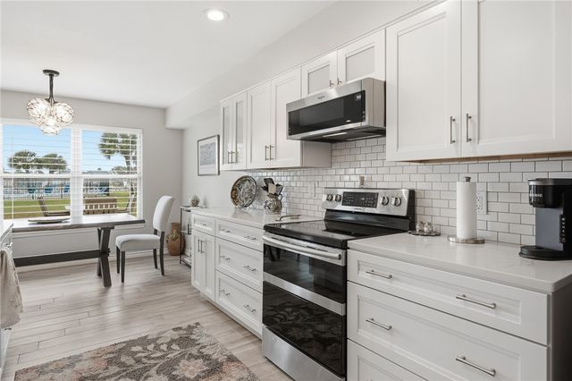 2404 Bayhouse Dr 2404, Rockport, TX 78382