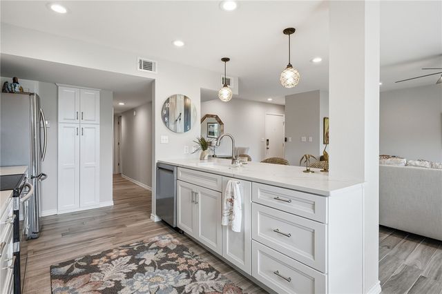 2404 Bayhouse Dr 2404, Rockport, TX 78382