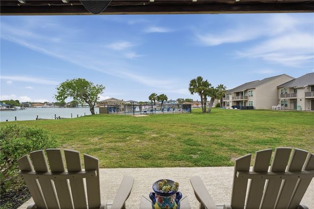 2404 Bayhouse Dr 2404, Rockport, TX 78382