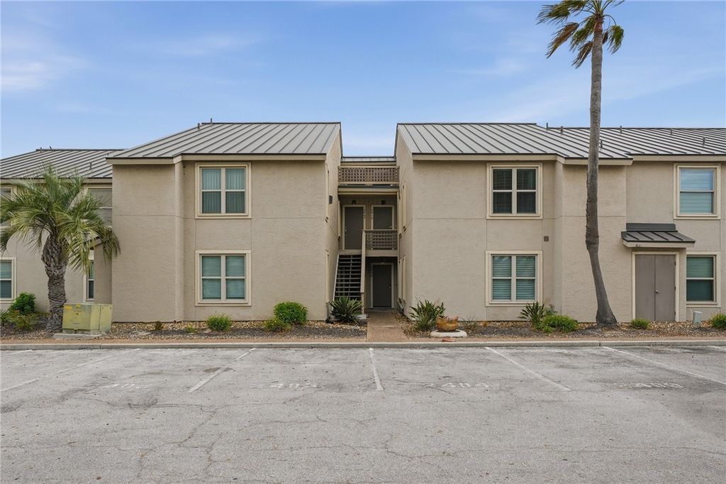 2404 Bayhouse Dr 2404, Rockport, TX 78382