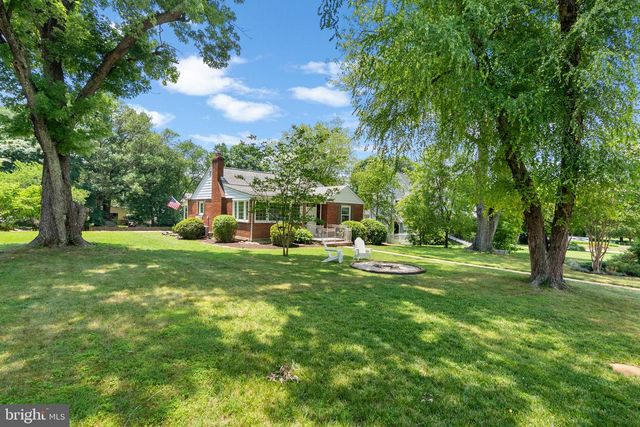 4301 AGNEW AVE, Alexandria, VA 22309