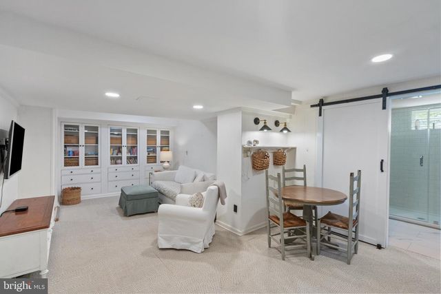 4301 AGNEW AVE, Alexandria, VA 22309