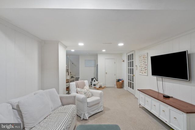 4301 AGNEW AVE, Alexandria, VA 22309