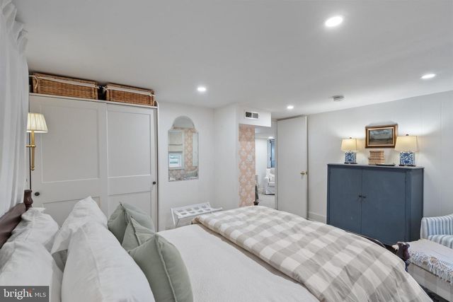 4301 AGNEW AVE, Alexandria, VA 22309