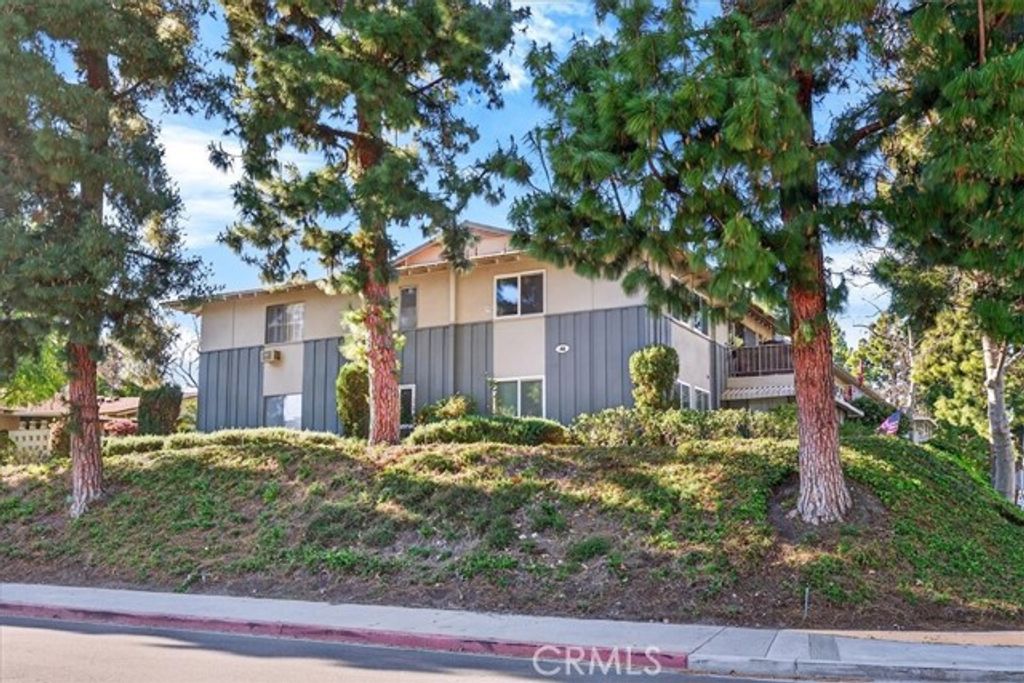 46 Calle Aragon T, Laguna Woods, CA 92637