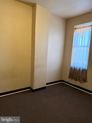 816 NORTH AVE E, Baltimore, MD 21202