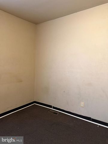 816 NORTH AVE E, Baltimore, MD 21202