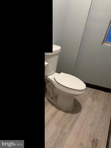 816 NORTH AVE E, Baltimore, MD 21202