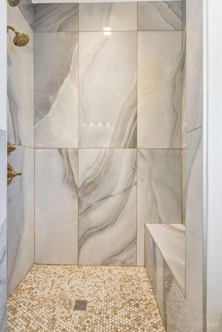 2832 Claypole Avenue, Cincinnati, OH 45204