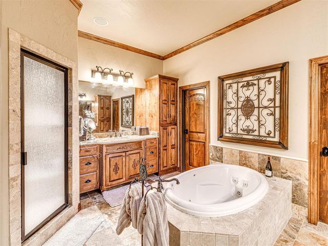 2405 Riva Way, Edmond, OK 73007