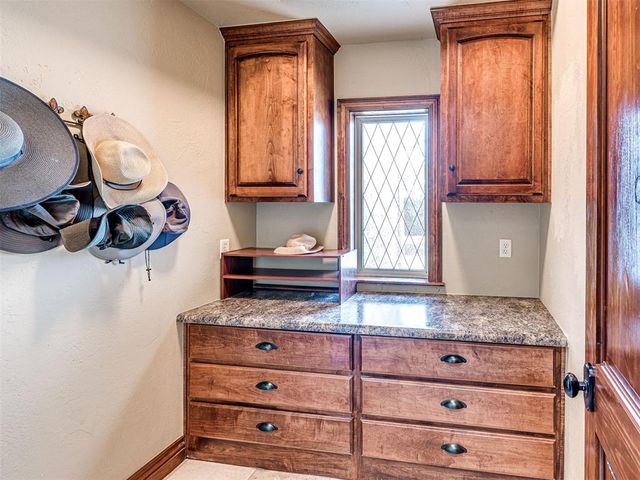 2405 Riva Way, Edmond, OK 73007