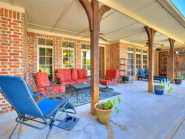 2405 Riva Way, Edmond, OK 73007