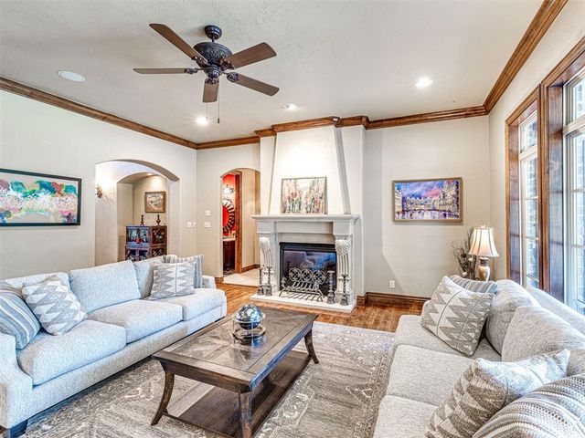 2405 Riva Way, Edmond, OK 73007