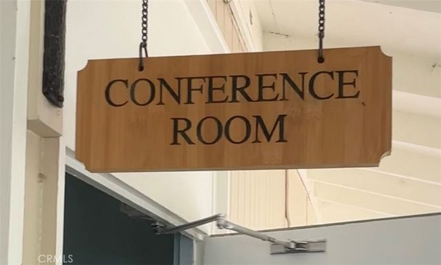 26832 Avenue Of The Oaks D, Newhall, CA 91321