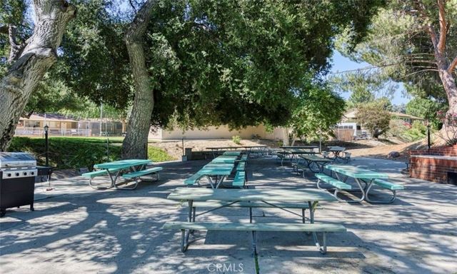 26832 Avenue Of The Oaks D, Newhall, CA 91321