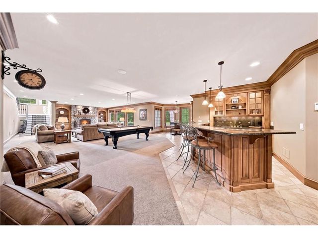 327 Lindsay Road, Hudson, WI 54016