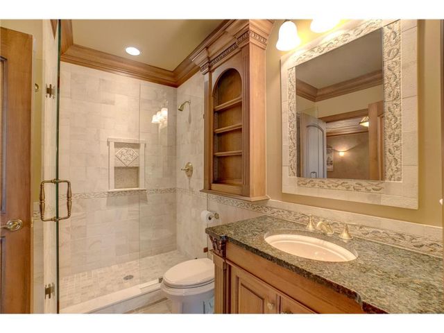 327 Lindsay Road, Hudson, WI 54016