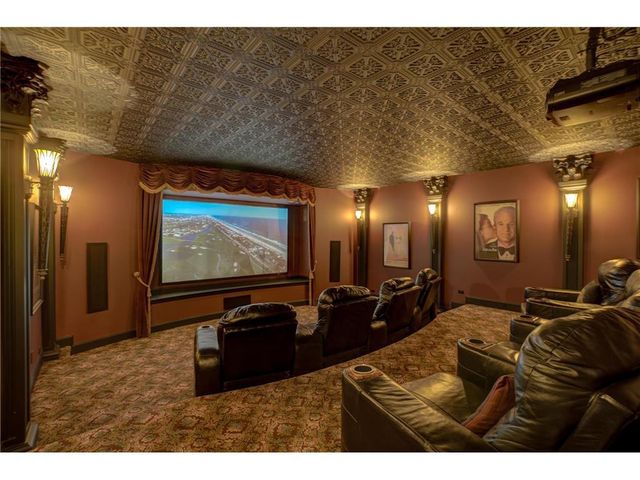 327 Lindsay Road, Hudson, WI 54016