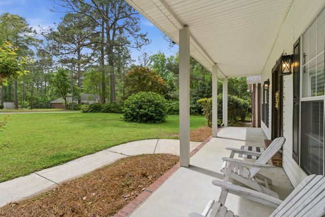 108 Hickory Cir., Petal, MS 39465