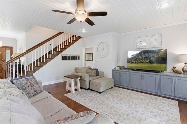 108 Hickory Cir., Petal, MS 39465