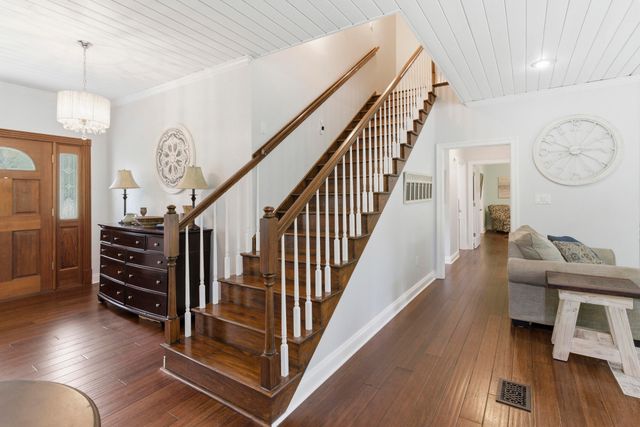 108 Hickory Cir., Petal, MS 39465