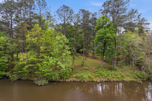 108 Hickory Cir., Petal, MS 39465