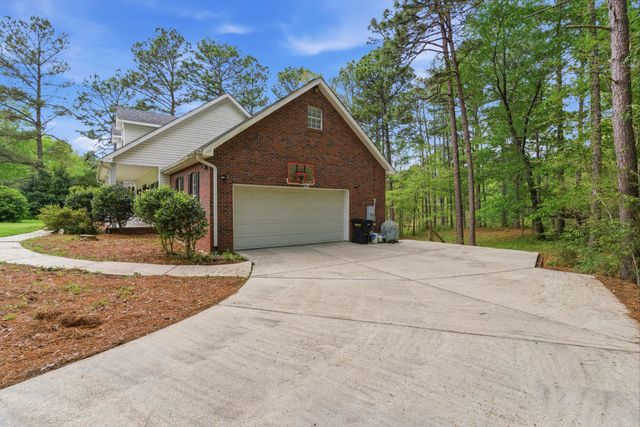 108 Hickory Cir., Petal, MS 39465