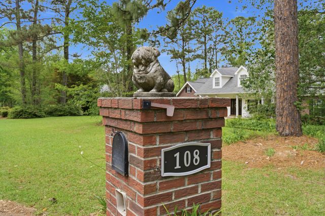 108 Hickory Cir., Petal, MS 39465