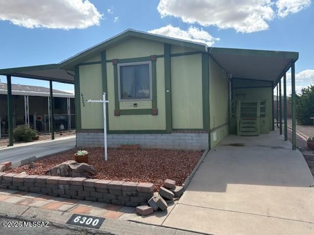 6300 S Waterton Drive, Tucson, AZ 85746