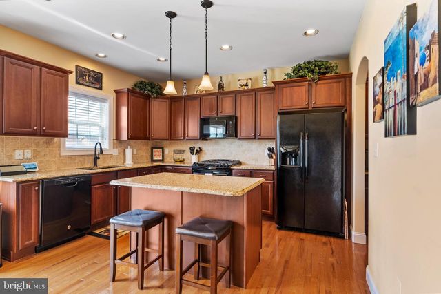 50 DANBURY DR, Mechanicsburg, PA 17050