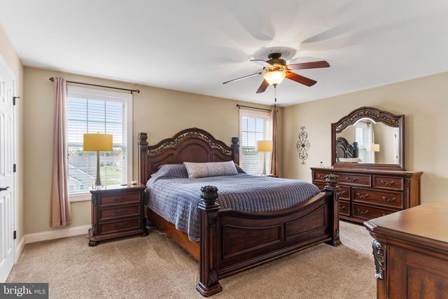 50 DANBURY DR, Mechanicsburg, PA 17050