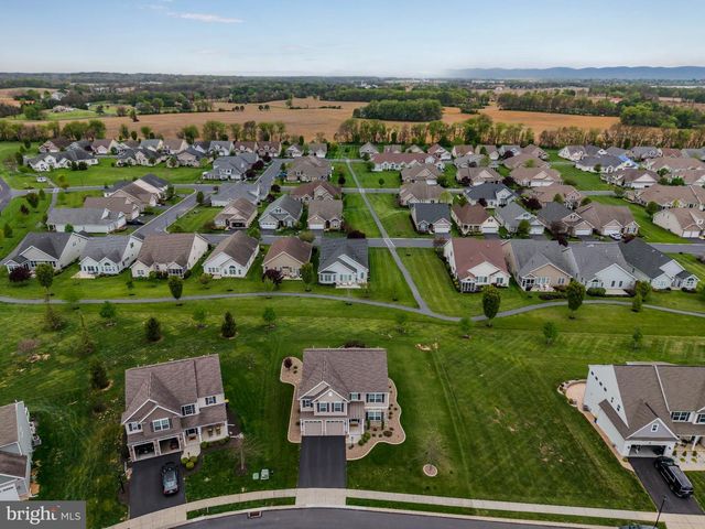 50 DANBURY DR, Mechanicsburg, PA 17050