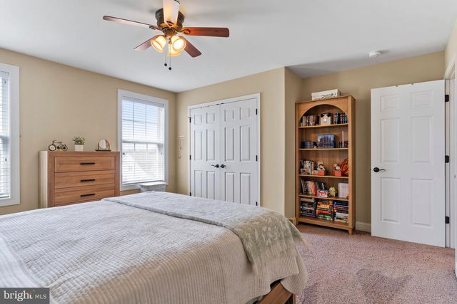 50 DANBURY DR, Mechanicsburg, PA 17050
